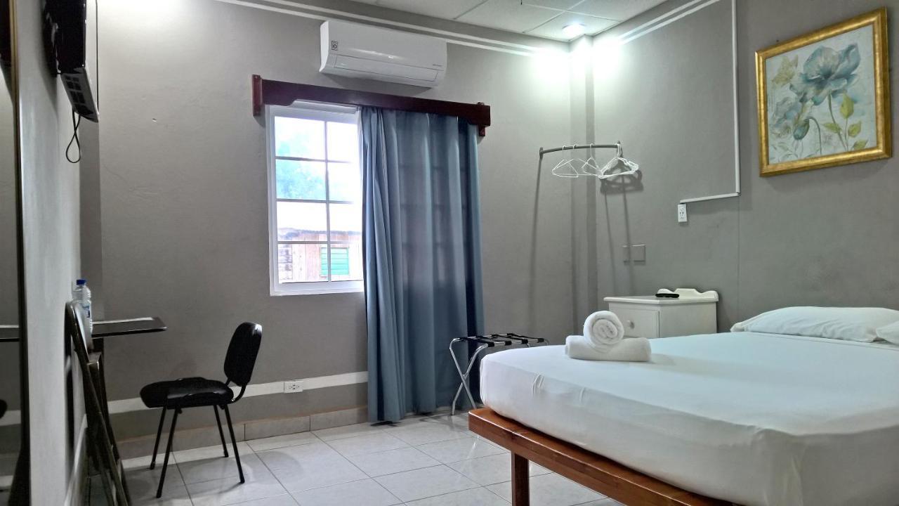 Maya Bella Downtown Hotel San Ignacio Eksteriør billede