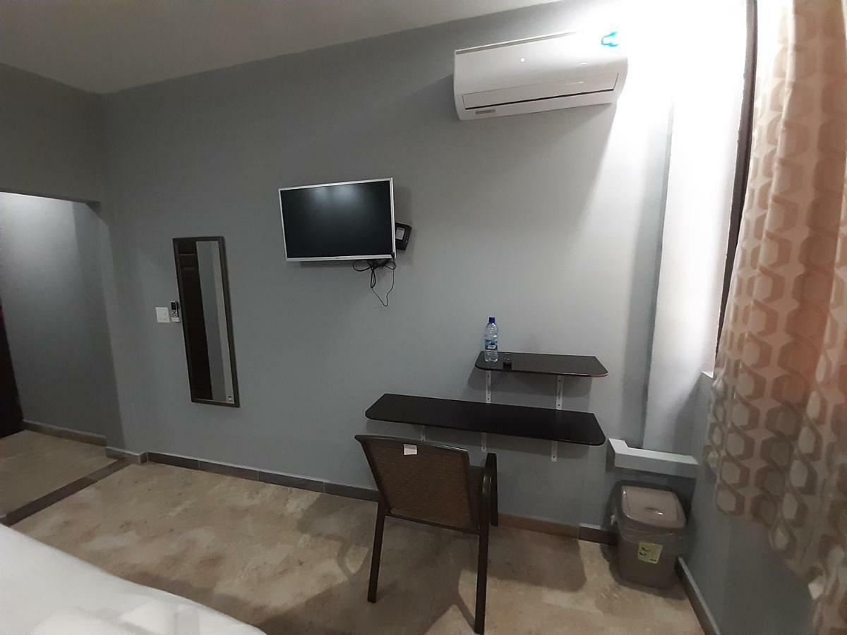Maya Bella Downtown Hotel San Ignacio Eksteriør billede