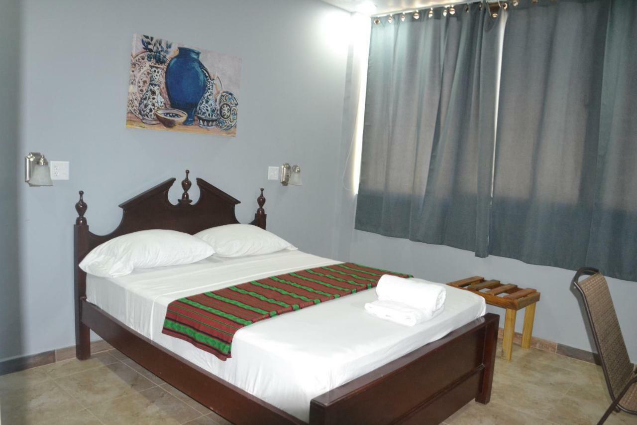 Maya Bella Downtown Hotel San Ignacio Eksteriør billede